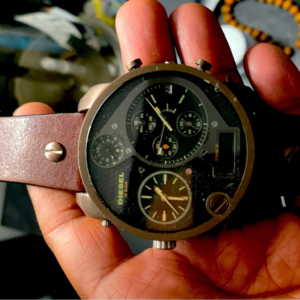 Brown/Tan Big Face Fossil watch